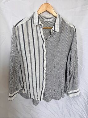 Jane and Delancey Gray and White Striped Casual Button-Down blouse